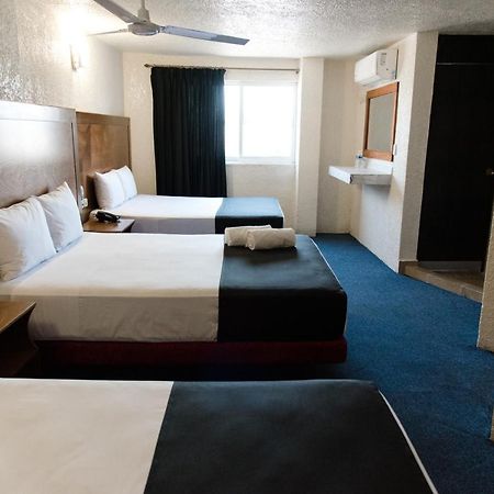 Hotel Central Irapuato - Hotel En 이라푸아토 외부 사진