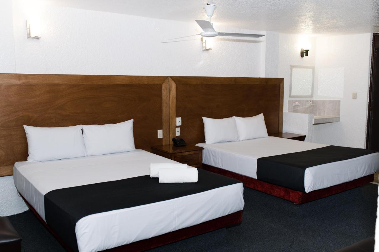 Hotel Central Irapuato - Hotel En 이라푸아토 외부 사진